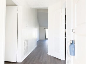 13610 Piney Oaks Dr in Houston, TX - Building Photo - Building Photo