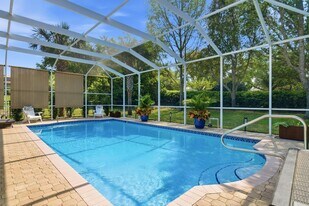 1020 W Rollingwood Ct in Hernando, FL - Building Photo