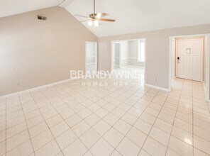4087 Friendly Way in Memphis, TN - Foto de edificio - Building Photo
