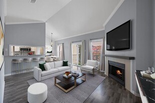 12166 Metric Blvd in Austin, TX - Building Photo