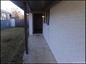 5319 Southboro Ct in Little Rock, AR - Building Photo
