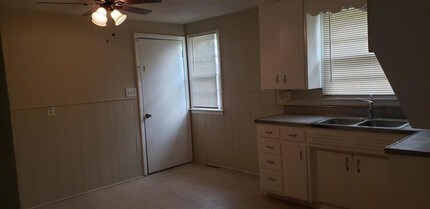 5135 Wood Ave in Kansas City, KS - Building Photo - Building Photo