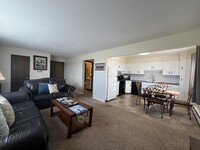 1417 13th St S, Unit 9 in Great Falls, MT - Foto de edificio - Building Photo