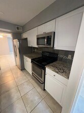 10379 Briar Forest Dr in Houston, TX - Building Photo - Building Photo