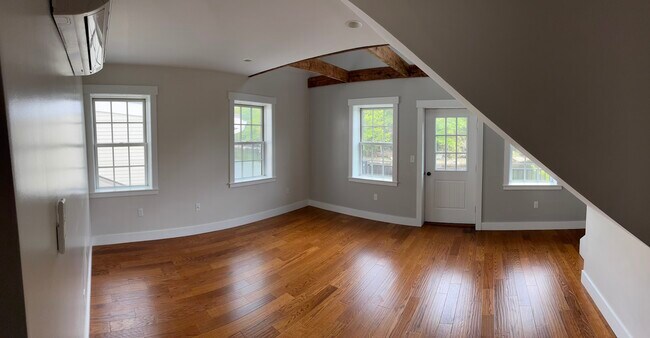 13 Water St in Newmarket, NH - Building Photo - Building Photo