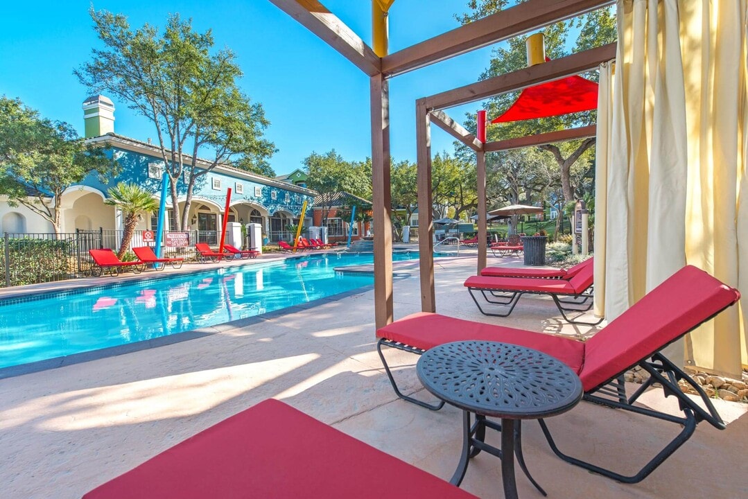 Reserve at Canyon Creek in San Antonio, TX - Foto de edificio