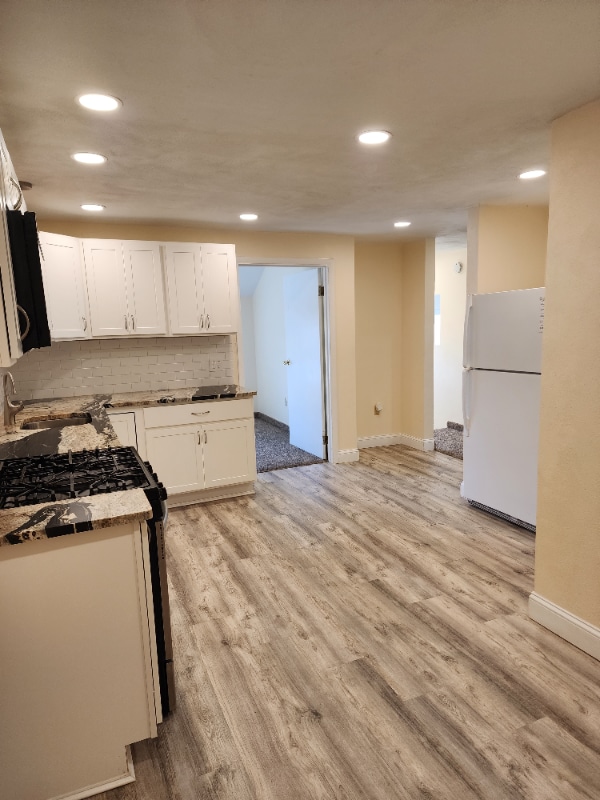 property at 2 Valley St