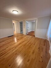 2 Evans Pl in Amesbury, MA - Building Photo - Building Photo