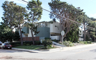 Redondo Terrace Townhouses Apartments