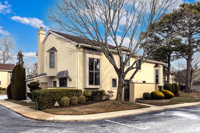 Greate Bay Country Club in Somers Point, NJ - Building Photo - Building Photo