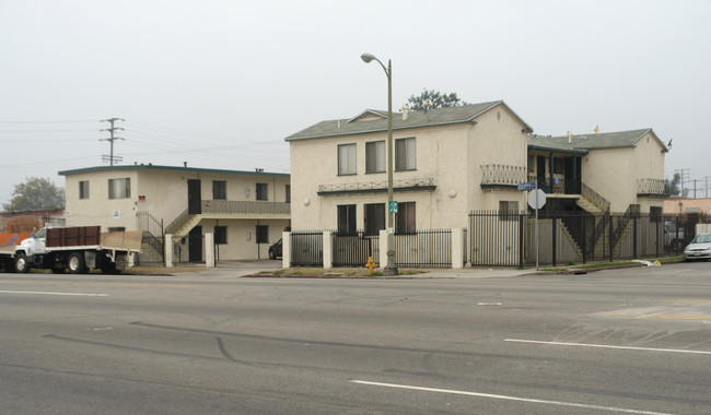 16 Units-Broadway Apartments in Los Angeles, CA - Building Photo - Building Photo