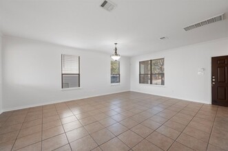 1635 Bayland St in Round Rock, TX - Building Photo - Building Photo