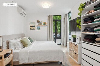 112 Fleet Pl in Brooklyn, NY - Building Photo - Building Photo