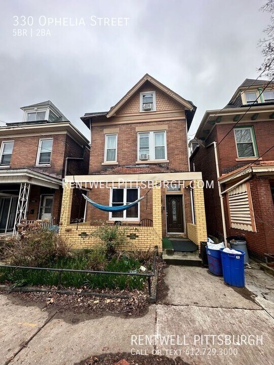 330 Ophelia St in Pittsburgh, PA - Building Photo