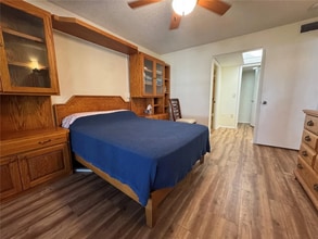 3122 Lake Bayshore Dr, Unit 218 in Bradenton, FL - Building Photo - Building Photo