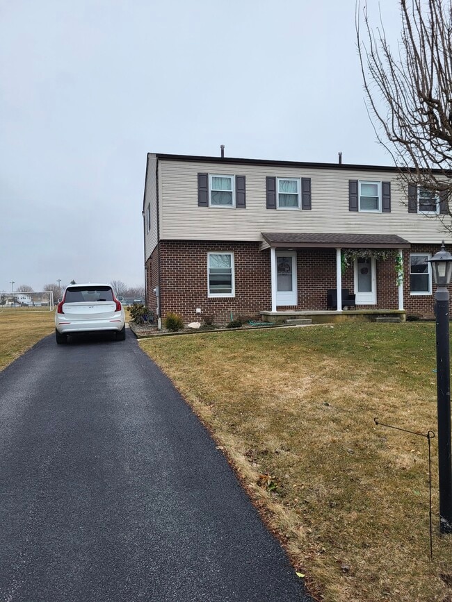 property at 610 Cricket Ln