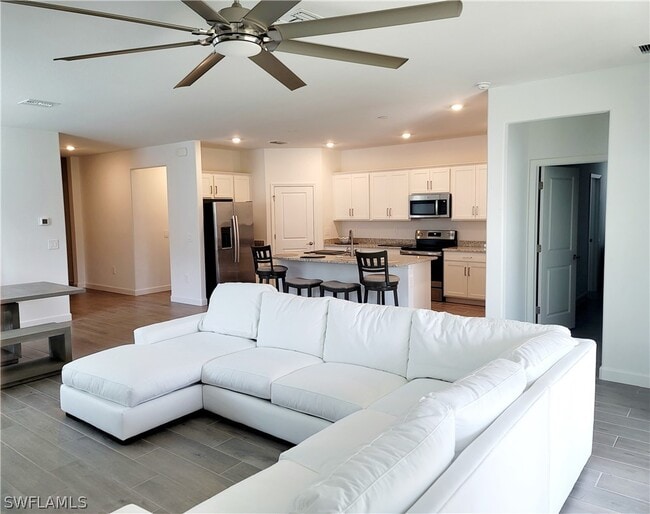 property at 3172 Weston Manor Dr