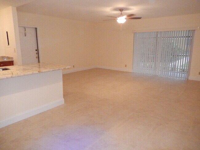 property at 3017 N Oakland Forest Dr