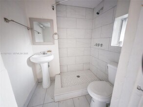 2575 SW 59th Ave-Unit -1 in Miami, FL - Building Photo - Building Photo