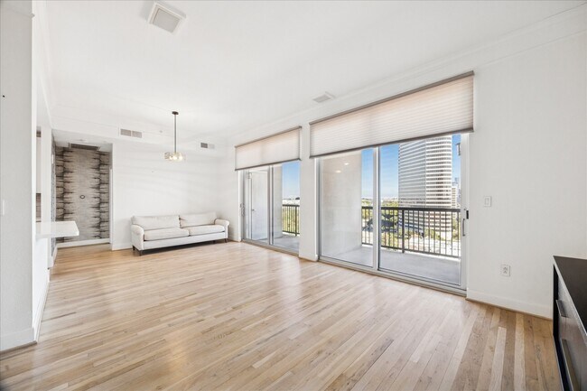 property at 3333 Allen Pkwy