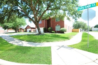 9507 Flying Eagle Ct in Houston, TX - Building Photo - Building Photo