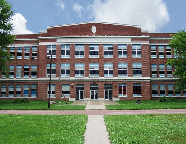 Cardinal Lofts in Shelby, IA - Foto de edificio