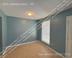 3030 Congress Blvd in Baton Rouge, LA - Building Photo - Building Photo