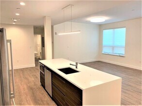 40 Fisher Ave, Unit 101 in Boston, MA - Building Photo - Building Photo