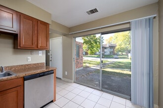 Patchen Place Apartments in Lexington, KY - Foto de edificio - Interior Photo