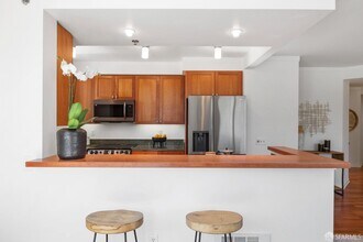 1800 Washington St in San Francisco, CA - Building Photo - Building Photo