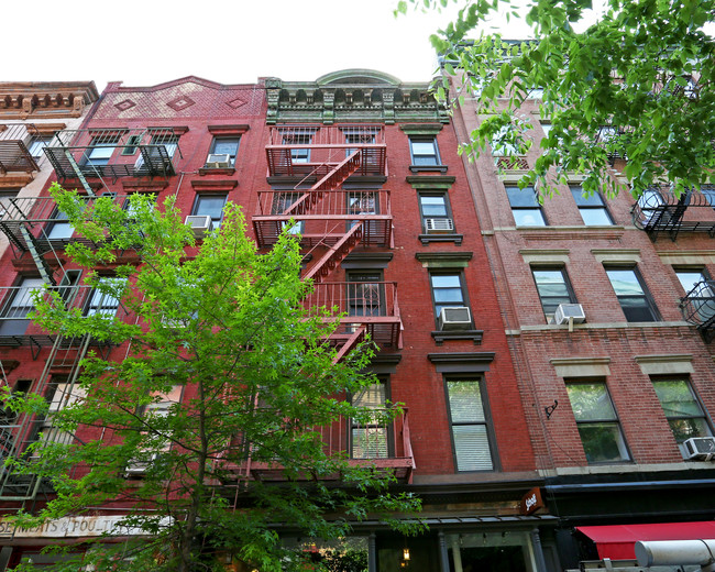 236 Elizabeth St in New York, NY - Building Photo - Building Photo