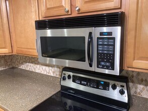 3015 Kirkland Rd NE in Palm Bay, FL - Building Photo - Building Photo