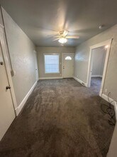 647 Eddy Rd in Cleveland, OH - Building Photo - Building Photo