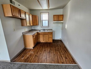 Shirley Manor in Detroit, MI - Foto de edificio - Interior Photo