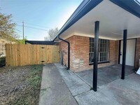 8123 Lawler St in Houston, TX - Building Photo - Building Photo