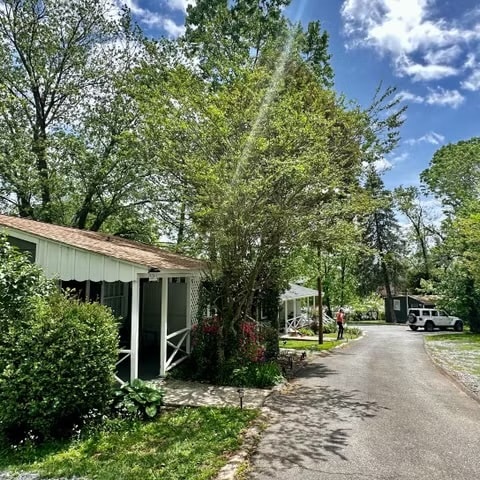 528 Fleming St in Hendersonville, NC - Building Photo - Building Photo