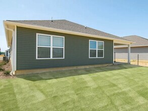 817 Lotus Dr in Greenfield, IN - Building Photo - Building Photo