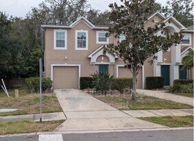 4702 Ashburn Pond Way in Tampa, FL - Building Photo