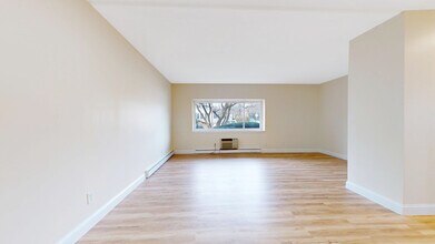 525 Highland Ave in Malden, MA - Building Photo - Building Photo