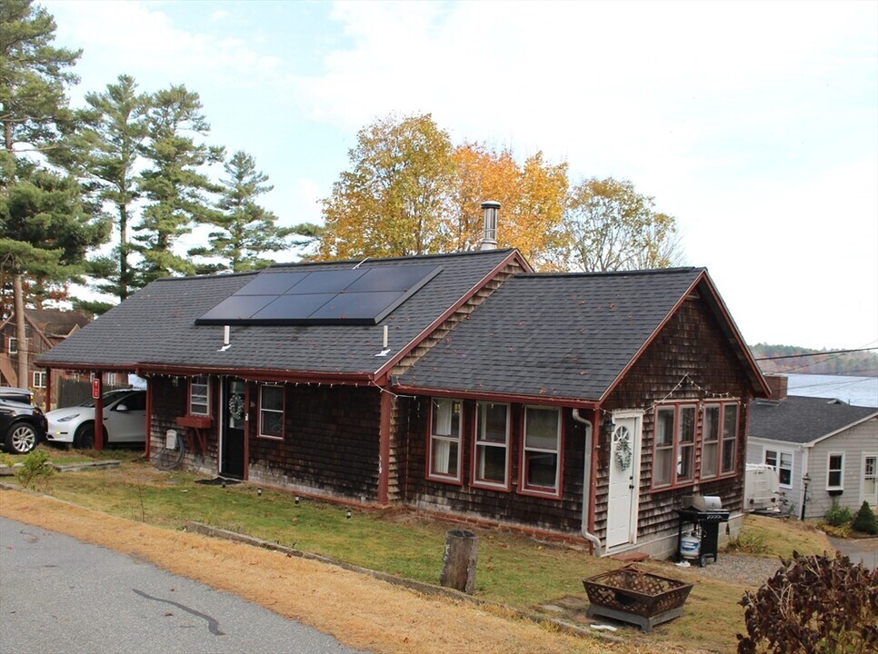 16 Langlois Pines in Lakeville, MA - Building Photo