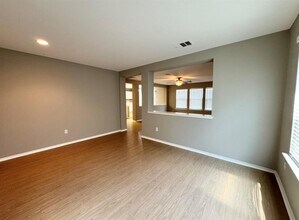 109 Kendall Cove in Elgin, TX - Building Photo - Building Photo