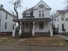 1245 N Union St in Decatur, IL - Building Photo