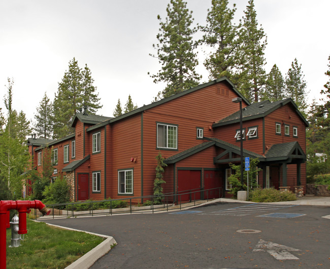 Sky Forest Acres in South Lake Tahoe, CA - Building Photo - Building Photo