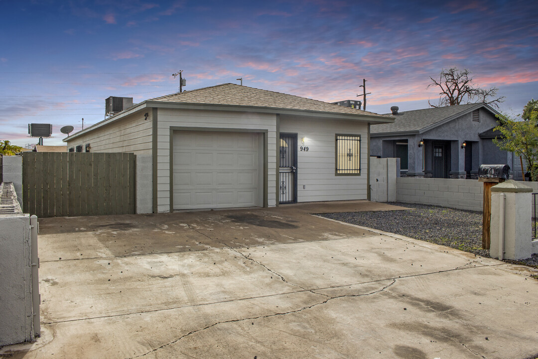 949 W Cocopah St in Phoenix, AZ - Building Photo