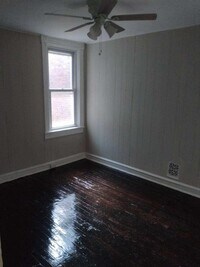 2838 Woodbrook Ave photo'