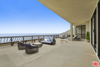 18057 Coastline Dr-Unit -8 in Malibu, CA - Building Photo - Building Photo