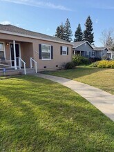 6358 2nd Ave in Sacramento, CA - Building Photo - Building Photo