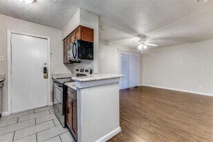 811 Skillman St in Dallas, TX - Building Photo