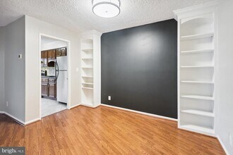 1600 N Oak St in Arlington, VA - Building Photo - Building Photo