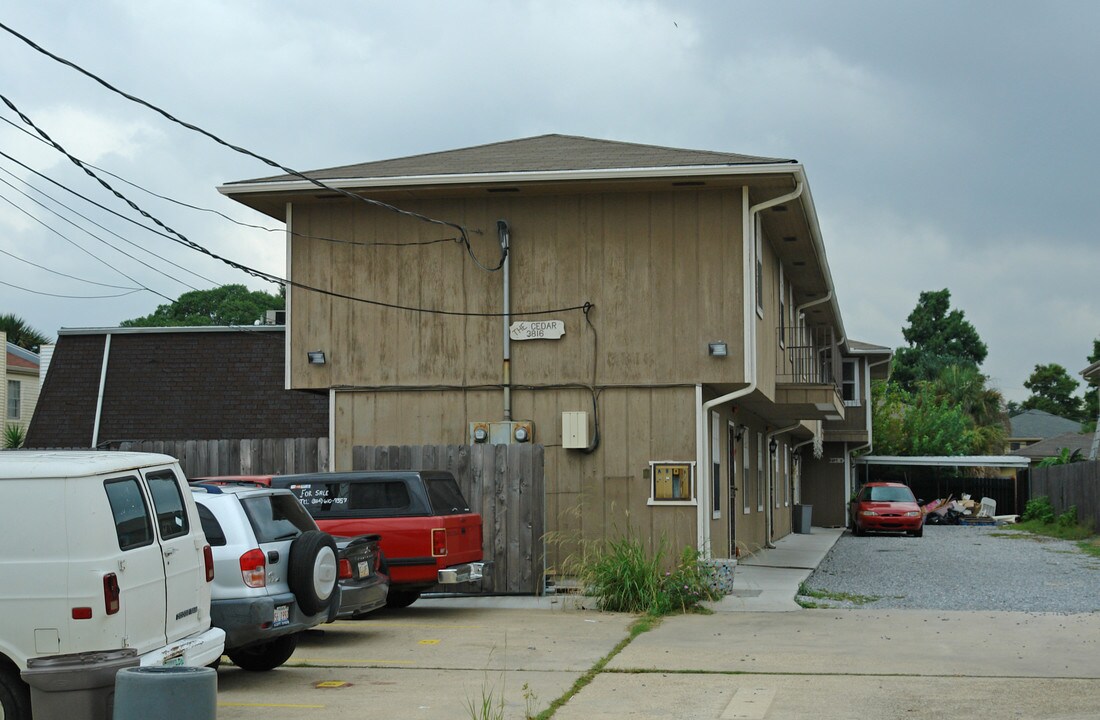 3916 Division St in Metairie, LA - Building Photo